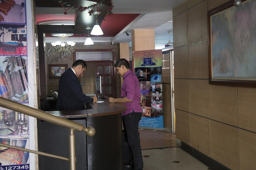 Tropical Inn Hotel Guayaquil Exterior photo